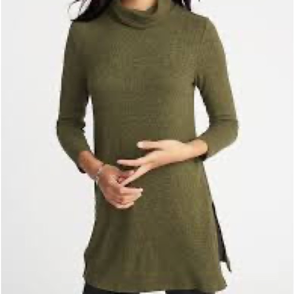 2 for $12 ⚜️ Old Navy Plush Knit Long Sleeve Turtleneck Tunic Grey Size Medium - Picture 3 of 6